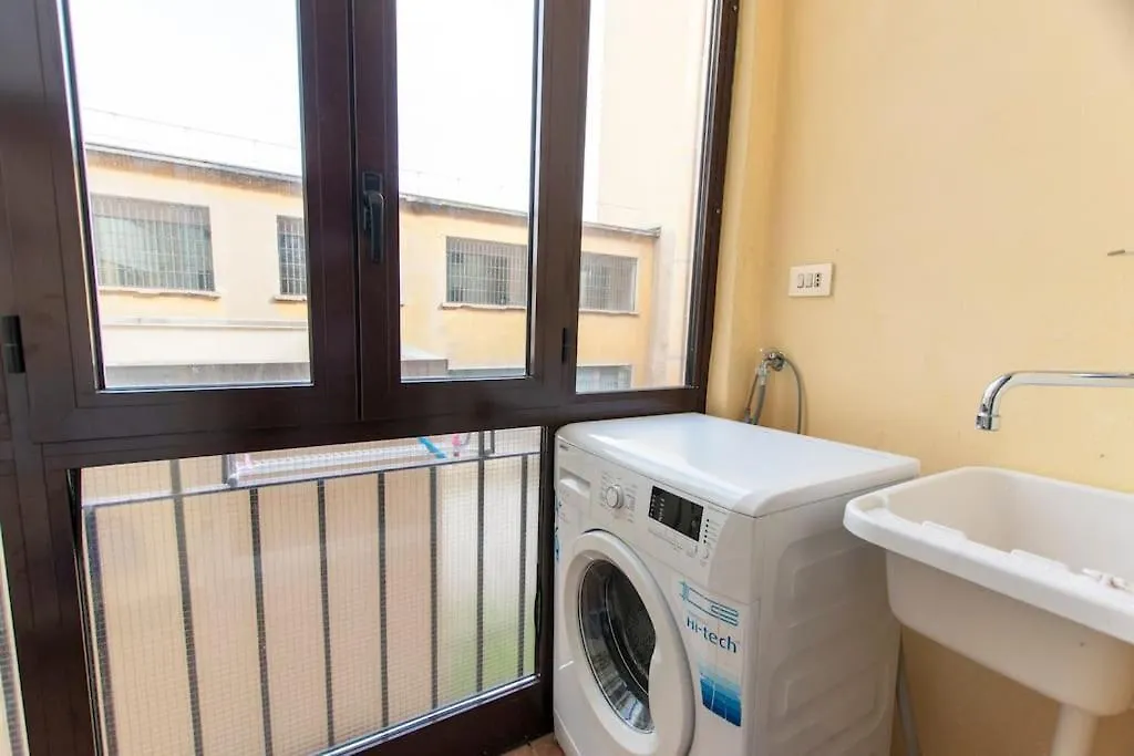 We Home - Watt18 House - Navigli Area Milan Apartment